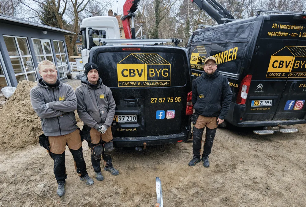 Renovering af trappe og indvendigt træværk hos CBV Byg